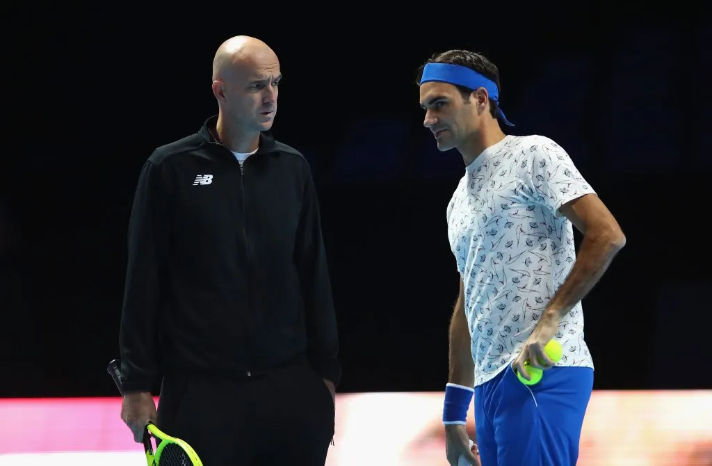 Ljubicic junto a su Majestad, cuando era su entrenador. (Foto: Getty).