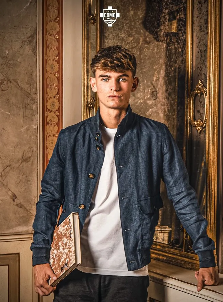 Nico Paz en su presentación en Como 1907.