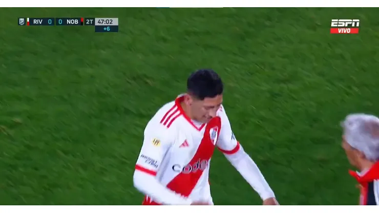 Rodrigo Aliendro salió lesionado en River.