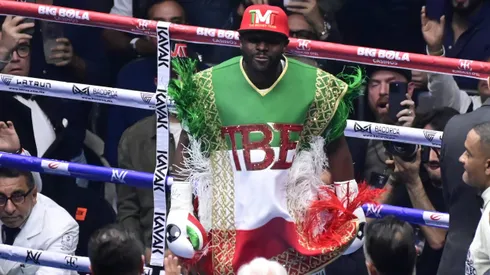 Mayweather peleó por primera vez en México.