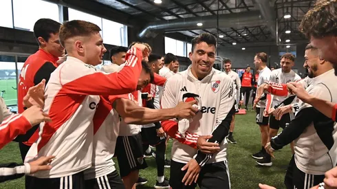 Marcos Acuña fue recibido por sus nuevos compañeros