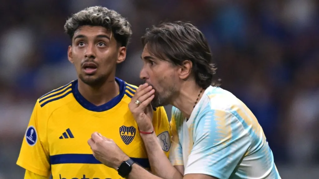 Cristian Medina es titular para Diego Martínez, pero Boca podría venderlo. (Pedro Vilela/Getty Images)