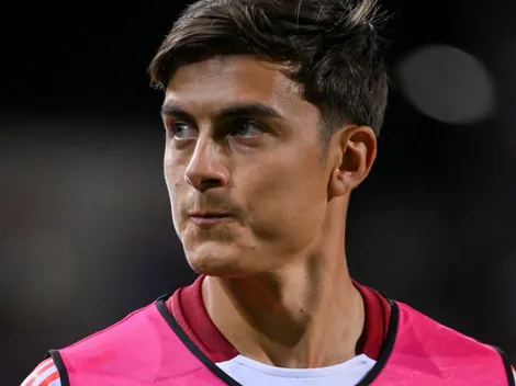 Tras la decisión de quedarse en Roma, Paulo Dybala fue sorprendido por los hinchas en su propia casa
