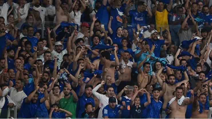 Una multitud acompañó a Cruzeiro ante Boca en el Mineirao.