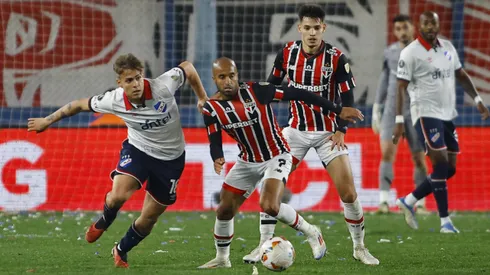 Nacional y San Pablo se enfrentan en Brasil.