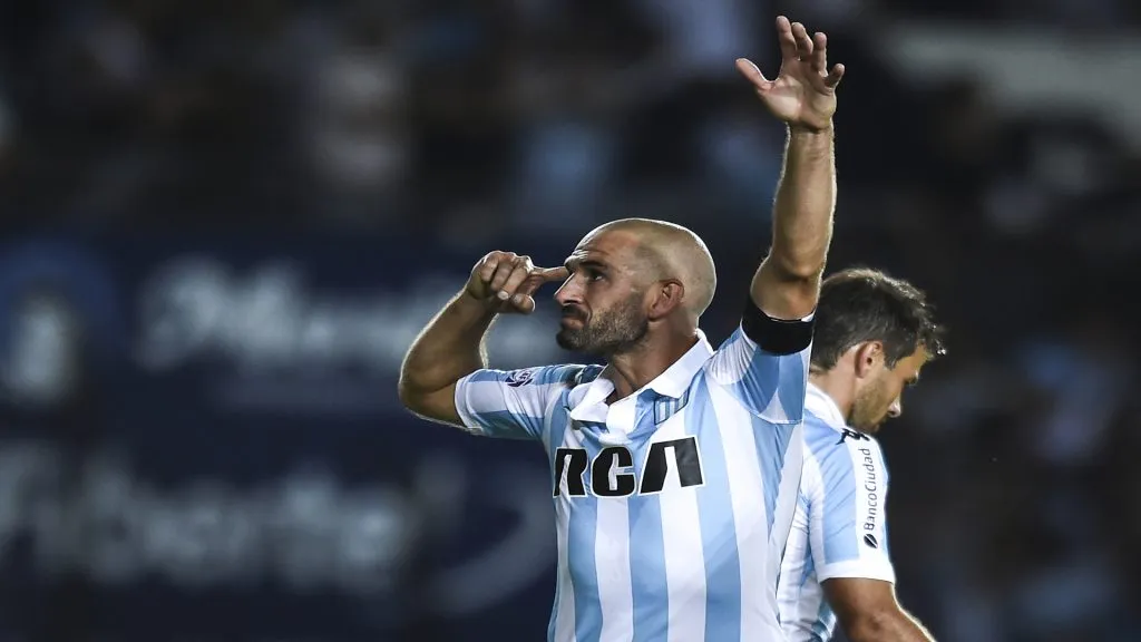 Lisandro López es ídolo de Racing y los hinchas se ilusionan con su retorno al club junto a Diego Milito. (Getty Images)