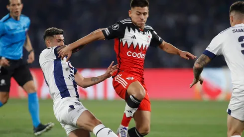 Claudio Echeverri, en el partido de ida entre River y Talleres.
