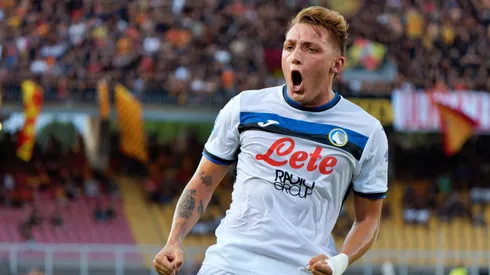 Mateo Retegui festejando uno de sus tantos.