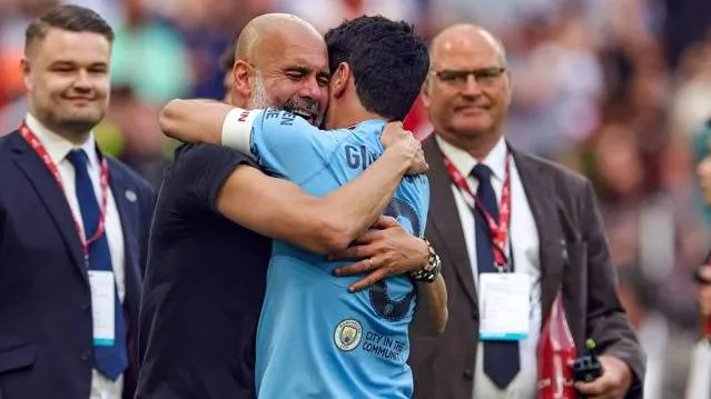 Guardiola y Gundogan podrían reencontrarse en Manchester City.