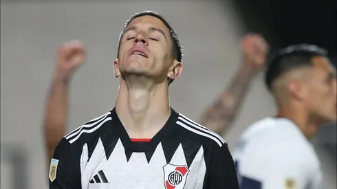 Nacho Fernández fue silbado por los hinchas de Gimnasia