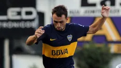 Emiliano Albín con la casaca de Boca.