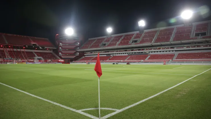 Urgente inspección al estadio de Independiente por el desprendimiento de las tribunas: ¿se clausura?