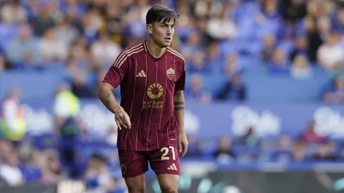 Paulo Dybala en acción con la camiseta de Roma.