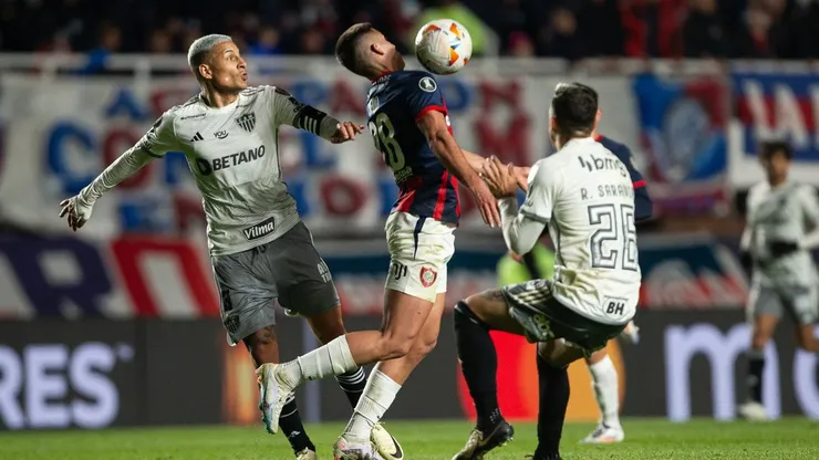 San Lorenzo empató la ida 1 a 1.