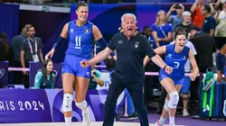 Julio Velasco ganó el oro con Italia.