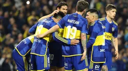 Los jugadores de Boca celebran el gol ante Banfield.