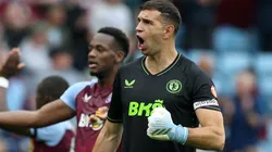 Dibu Martínez recibiría una ayuda en la defensa del Aston Villa