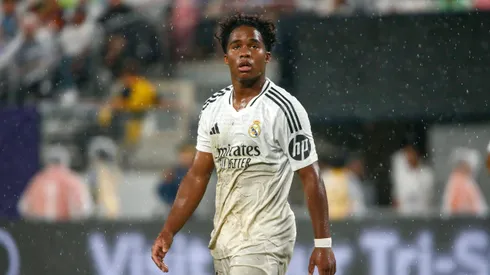 Endrick con la camiseta de Real Madrid.