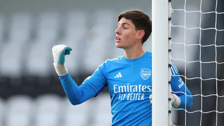 Alexei Rojas, el arquero colombiano al que Arsenal le firmó su primer contrato profesional.