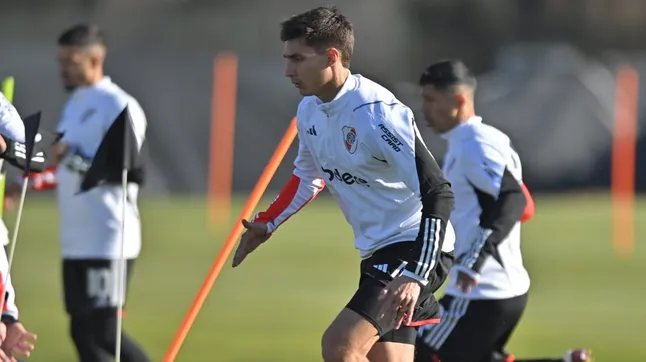 Federico Gattoni entrenándose en River.
