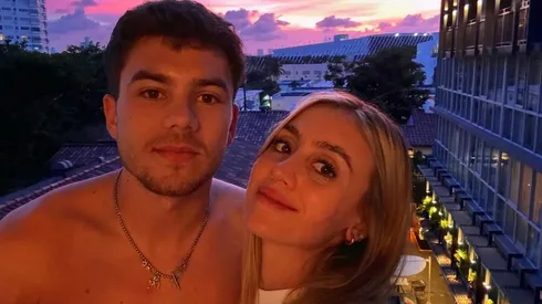 Morena Beltrán junto a Lucas Blondel.