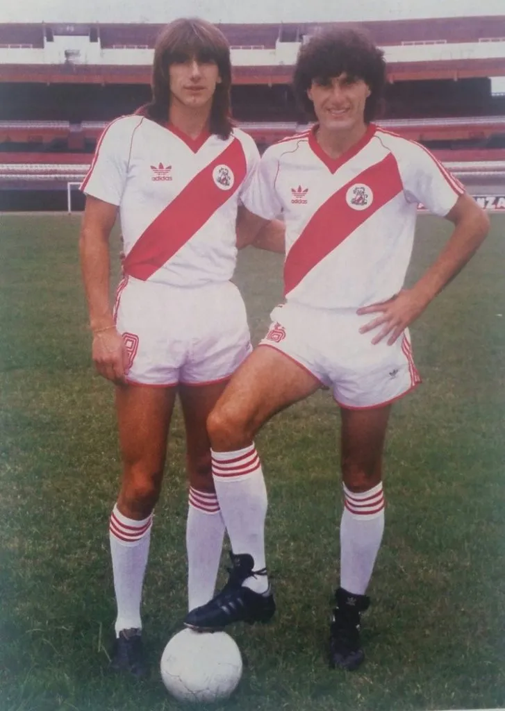 Gareca y Ruggeri cuando pasaron al Millonario. Foto Web.