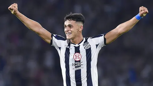 Se va a Inglaterra por un importante monto.