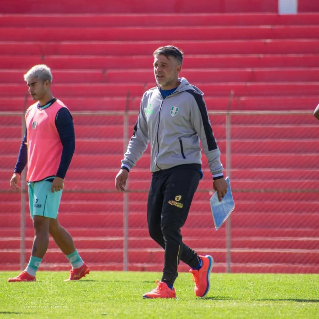 Daniel Sagman en Real Tomayapo de Bolivia.