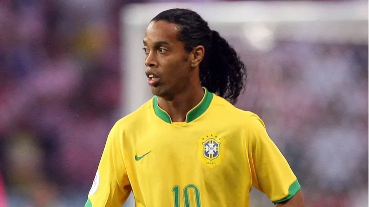 Ronaldinho ganó el Balón de Oro en 2005.