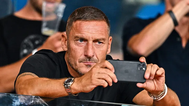 Francesco Totti, leyenda del fútbol italiano.