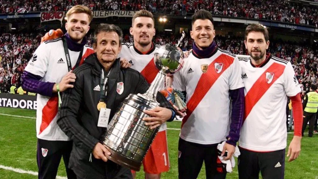 ‘Tato’ Montes, en su paso anterior con Armani, Bologna y Lux (X).