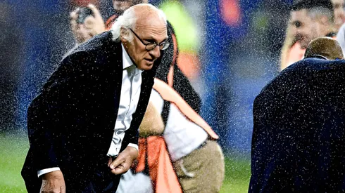 ¿Riquelme piensa en Carlos Bianchi como manager y Eduardo Domínguez como DT de Boca?