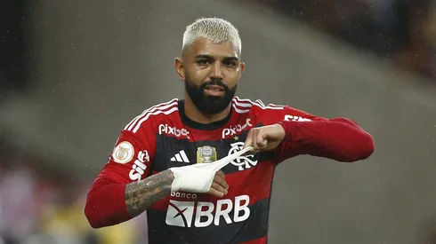 RIO DE JANEIRO, BRAZIL - AUGUST 13: Gabriel Barbosa of Flamengo leaves the match between Flamengo and Sao Paulo as part of Brasileirao 2023 at Maracana Stadium on August 13, 2023 in Rio de Janeiro, Brazil. (Photo by Wagner Meier/Getty Images)