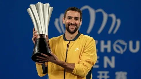 Marin Cilic con su más reciente trofeo.
