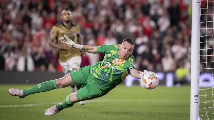 El jugador de River que se sumó a la chicana a Arturo Vidal tras el cruce con Armani: "Vestite, Franco"