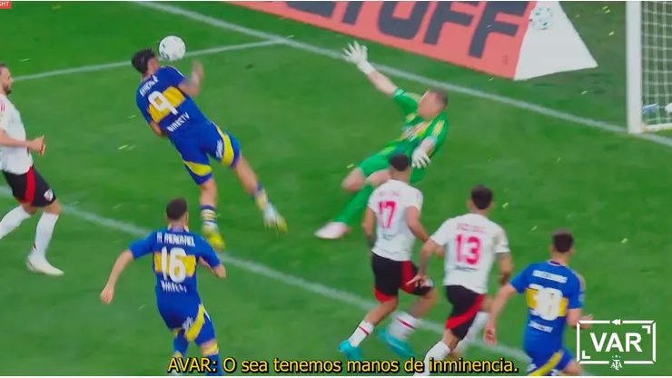 Así anularon el gol de Giménez a River.