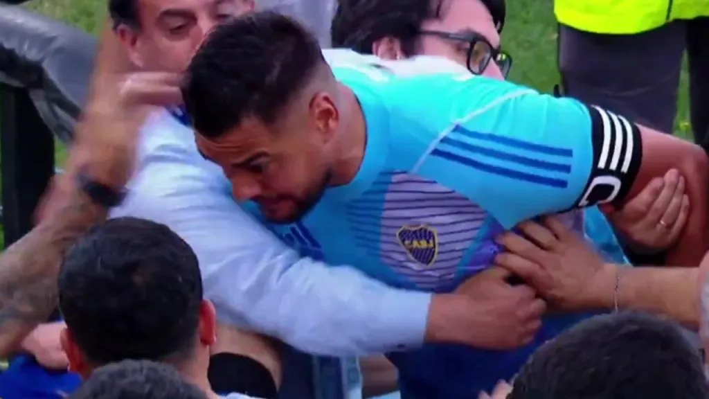 Sergio Romero estalló contra un hincha tras el Superclásico.
