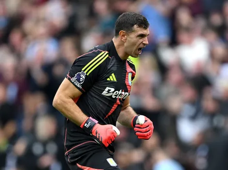 El Aston Villa de Dibu Martínez se recuperó de un grosero error y remontó ante Wolverhampton