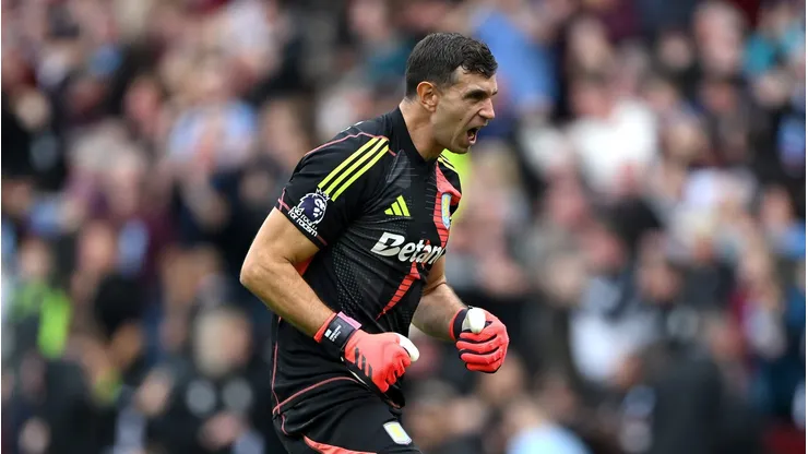 El Aston Villa de Dibu Martínez se recuperó de un grosero error y remontó ante Wolverhampton