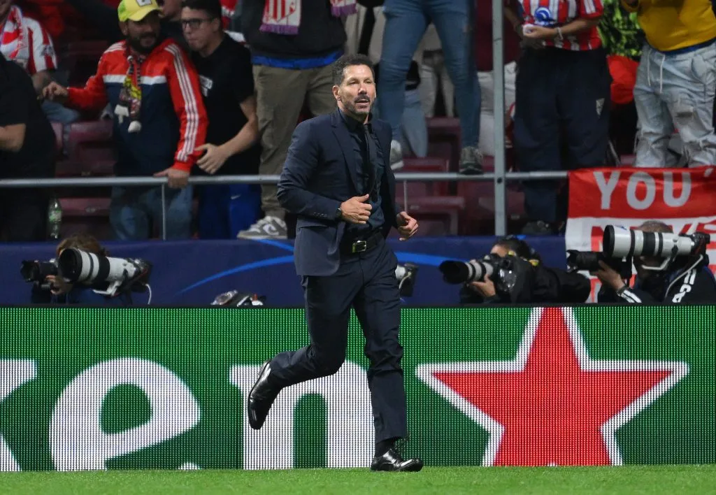 Simeone también corrió para la remontada ante Leipzig.