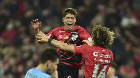 Athletico Paranaense le ganó a Racing, pero dejó la serie abierta en la Sudamericana