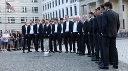 Los equipos en la antesala del inicio de la Laver Cup.