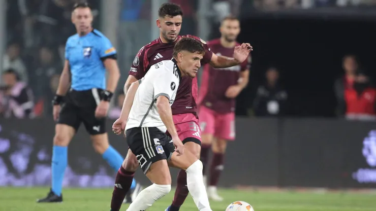 River y Colo Colo empataron en Chile.