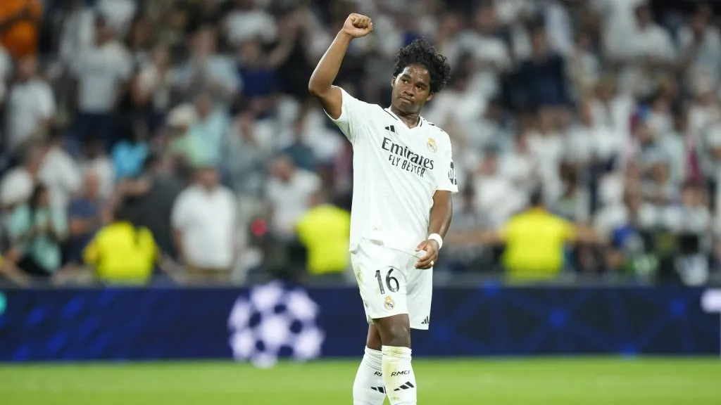 Endrick celebra su gol ante Stuttgart.