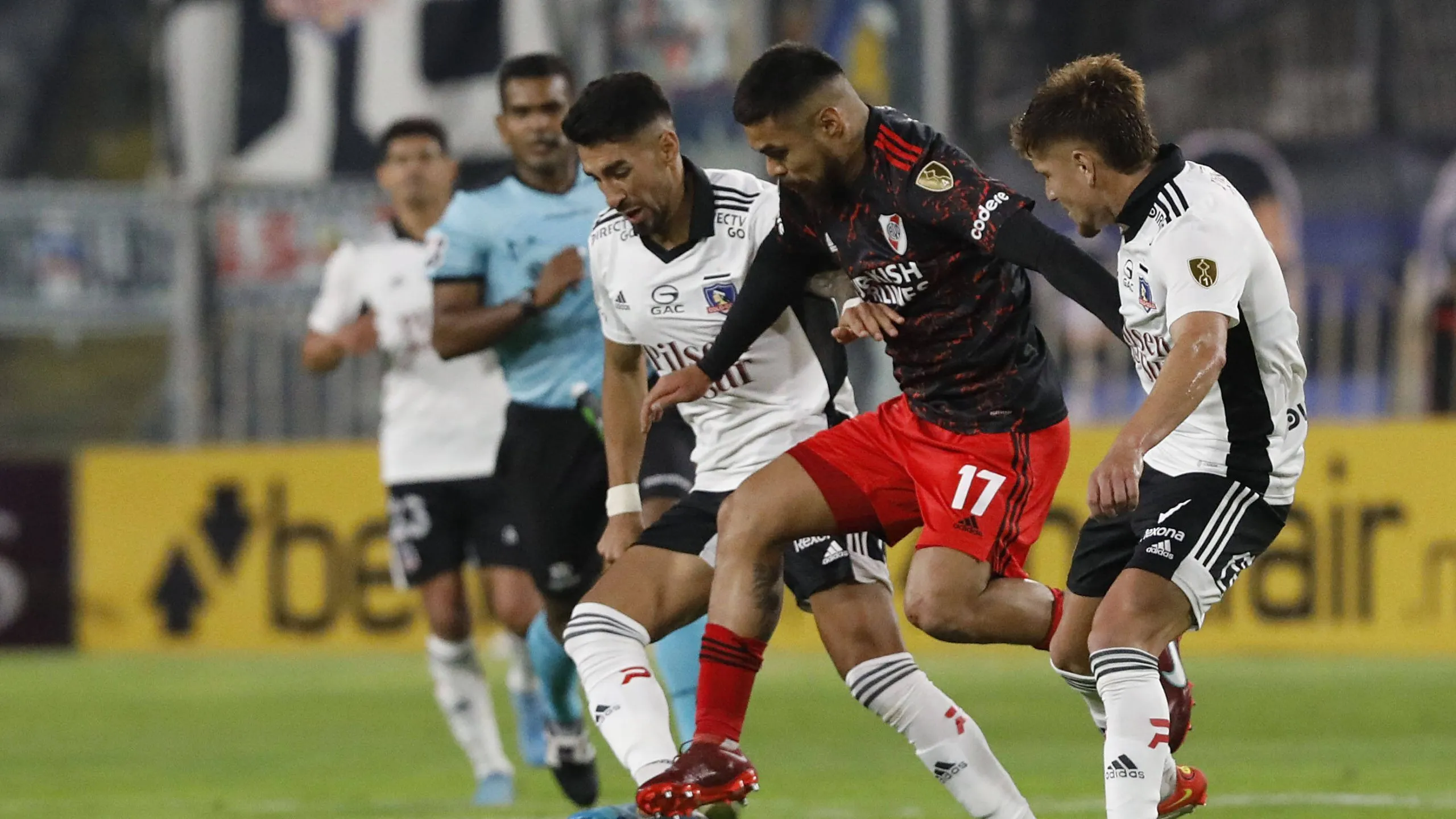 Paulo Díaz ante Colo Colo en 2022. (Foto: IMAGO).