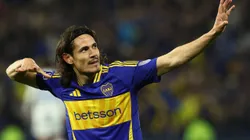 Edinson Cavani y su clásico festejo.