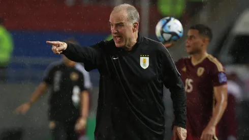 Bielsa acumuló críticas tras una pobre doble fecha de Eliminatorias con Uruguay: "Una falta de respeto"