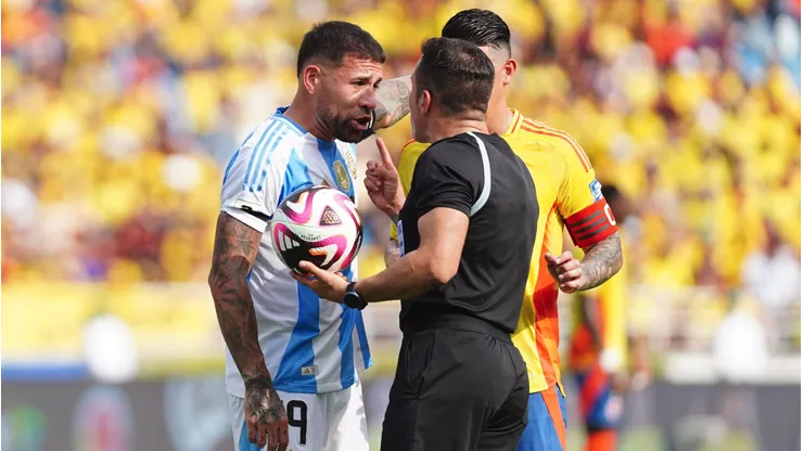 Las quejas de Otamendi y todo Argentina no sirvieron.