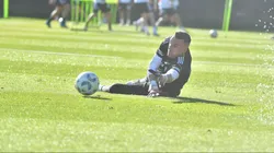 Franco Armani entrenando con River.