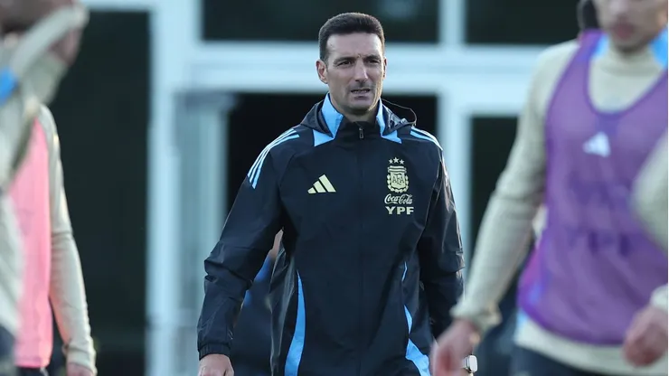 Lionel Scaloni analiza variantes.